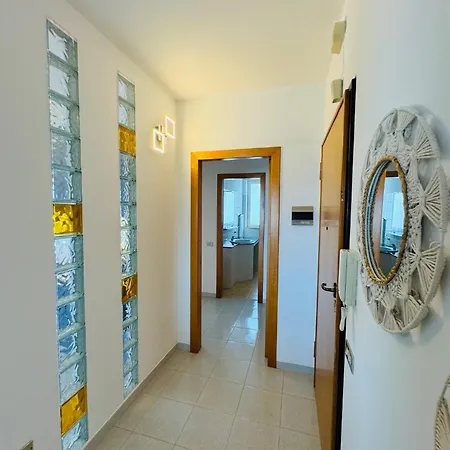 Dimora Girasole モノーポリ